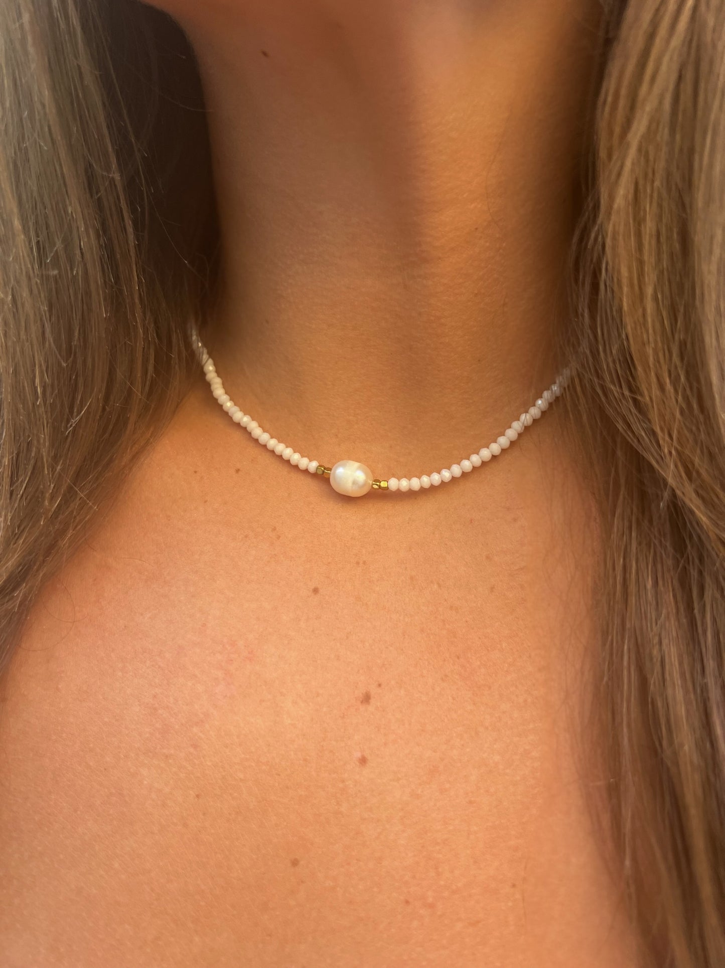 Colored Pearl Choker