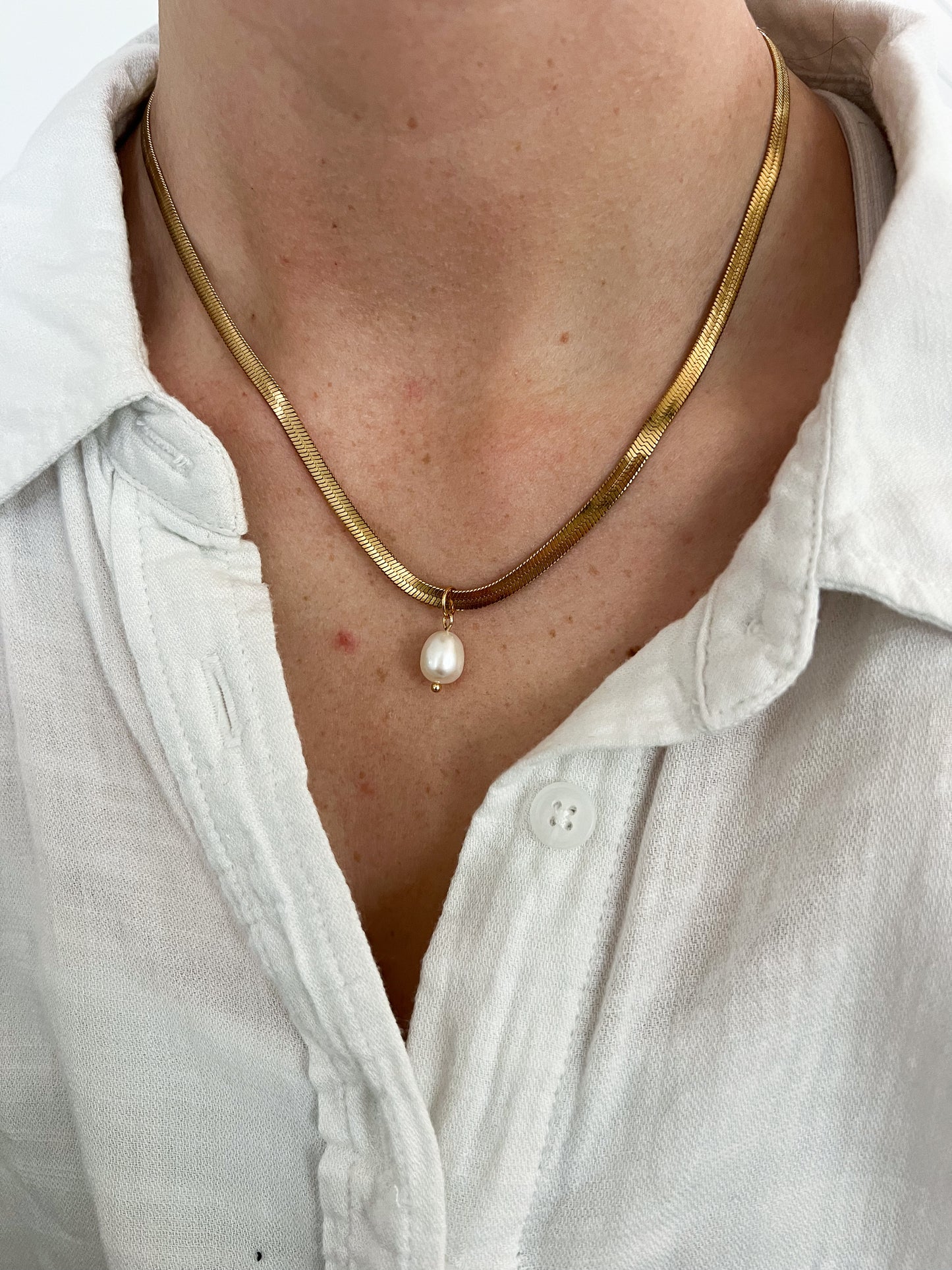 Pearl Herringbone Necklace