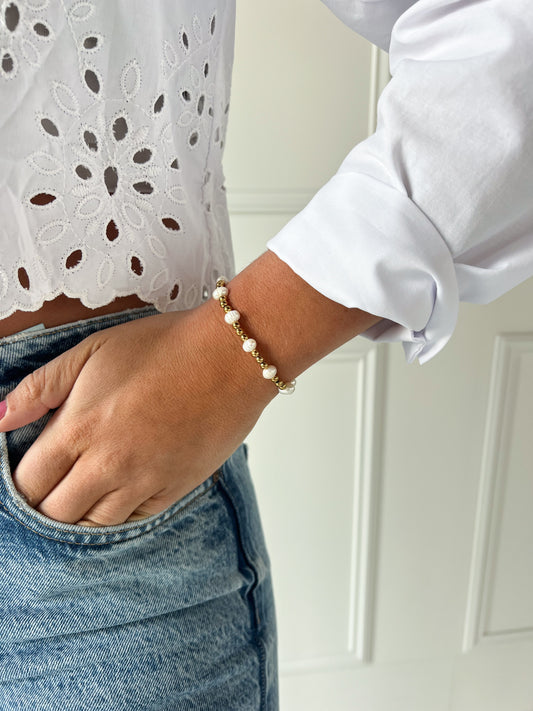 White Pearl Bracelet