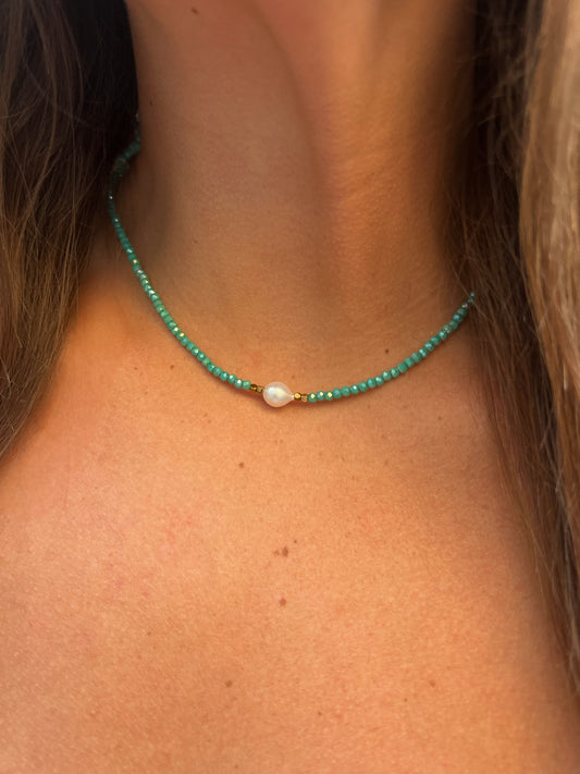 Colored Pearl Choker