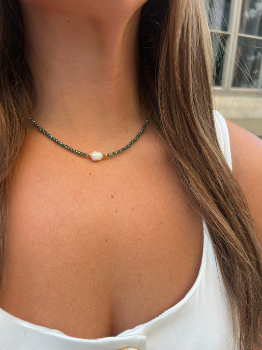 Colored Pearl Choker