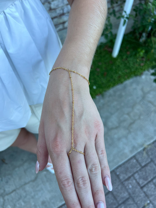 Molly Hand Chain