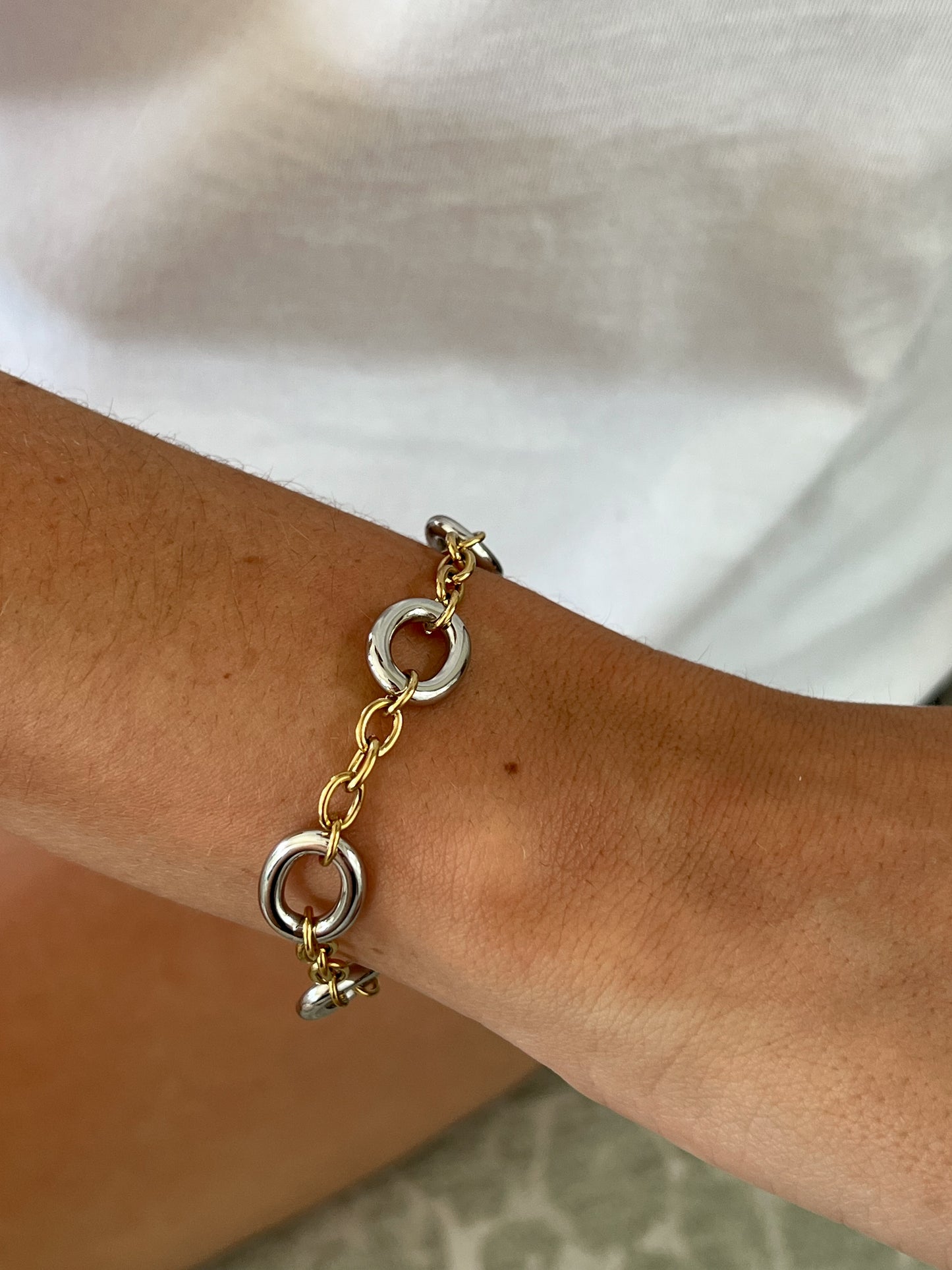 Two-Toned Circle Bracelet