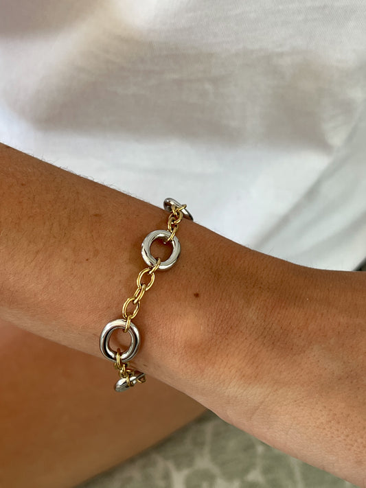 Two-Toned Circle Bracelet