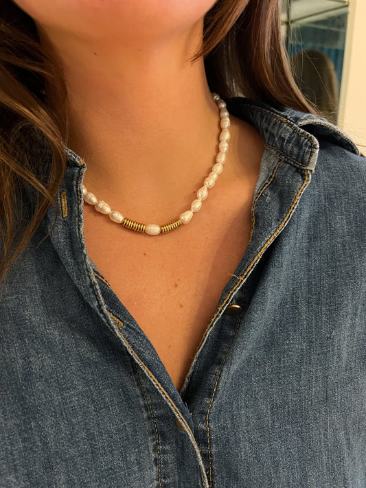 Natalia Pearl Necklace