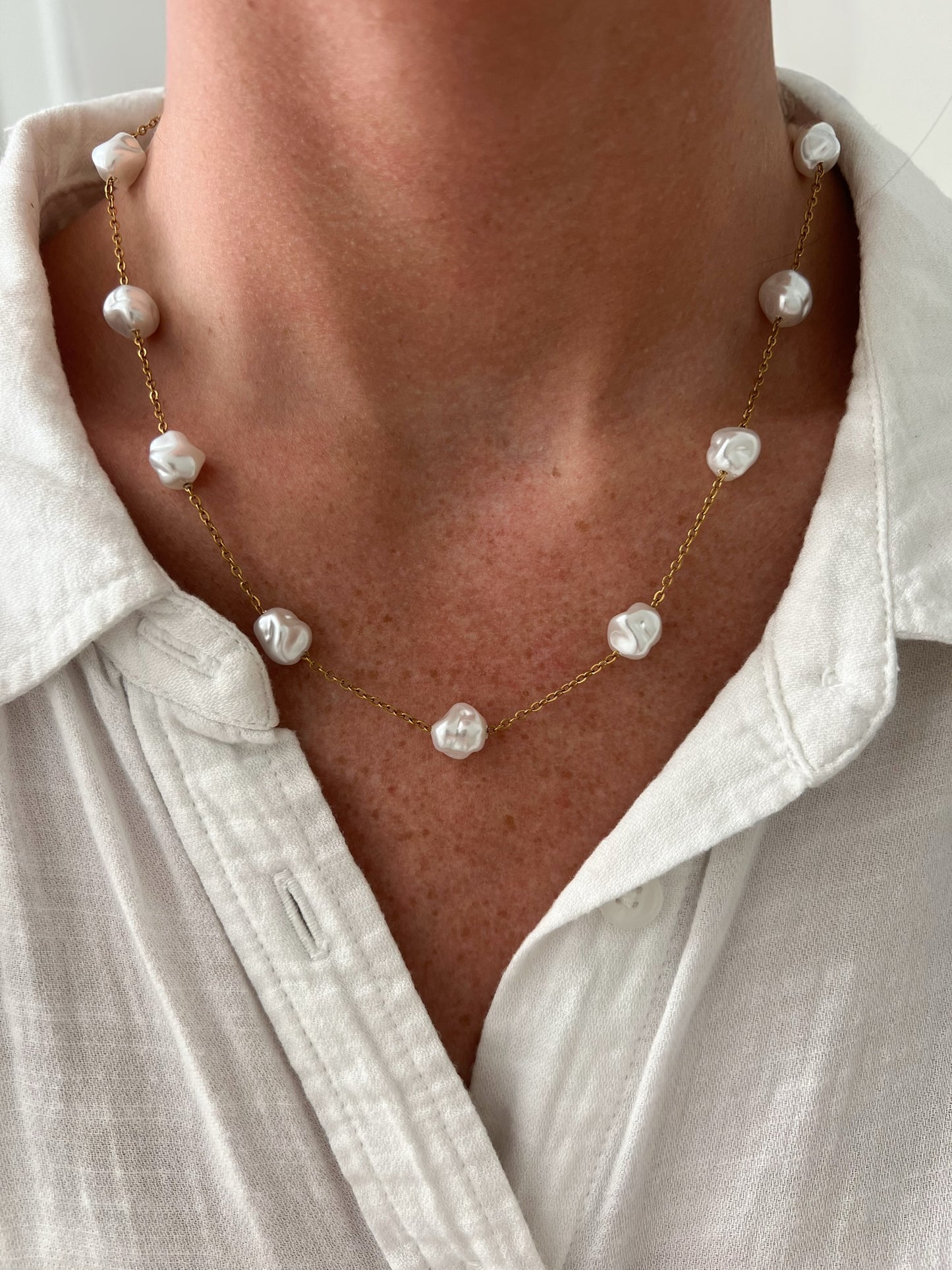 Alice Pearl Necklace