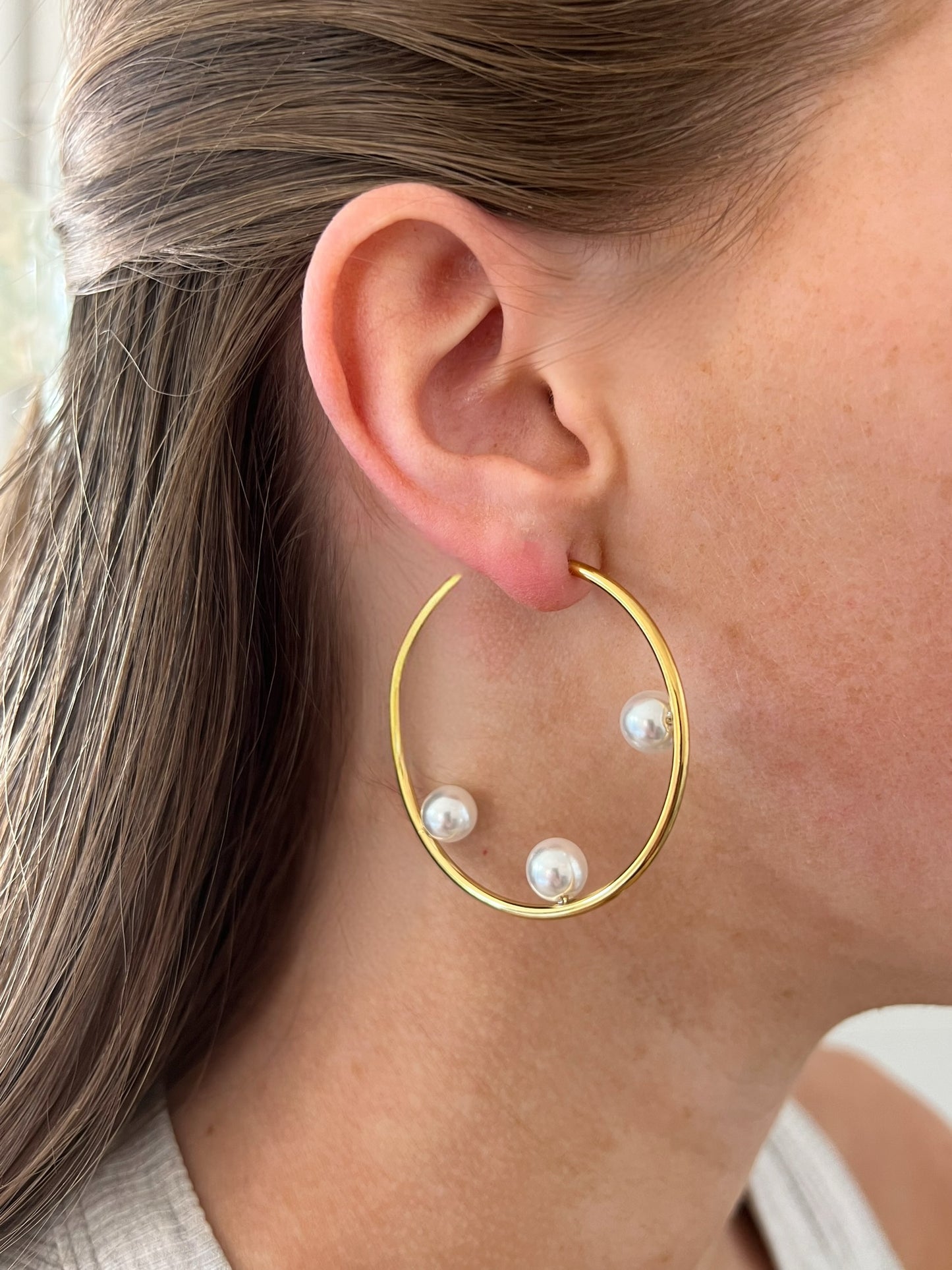 Seaside Pearl Hoops
