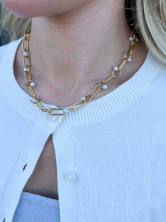 Rowen Pearl Necklace