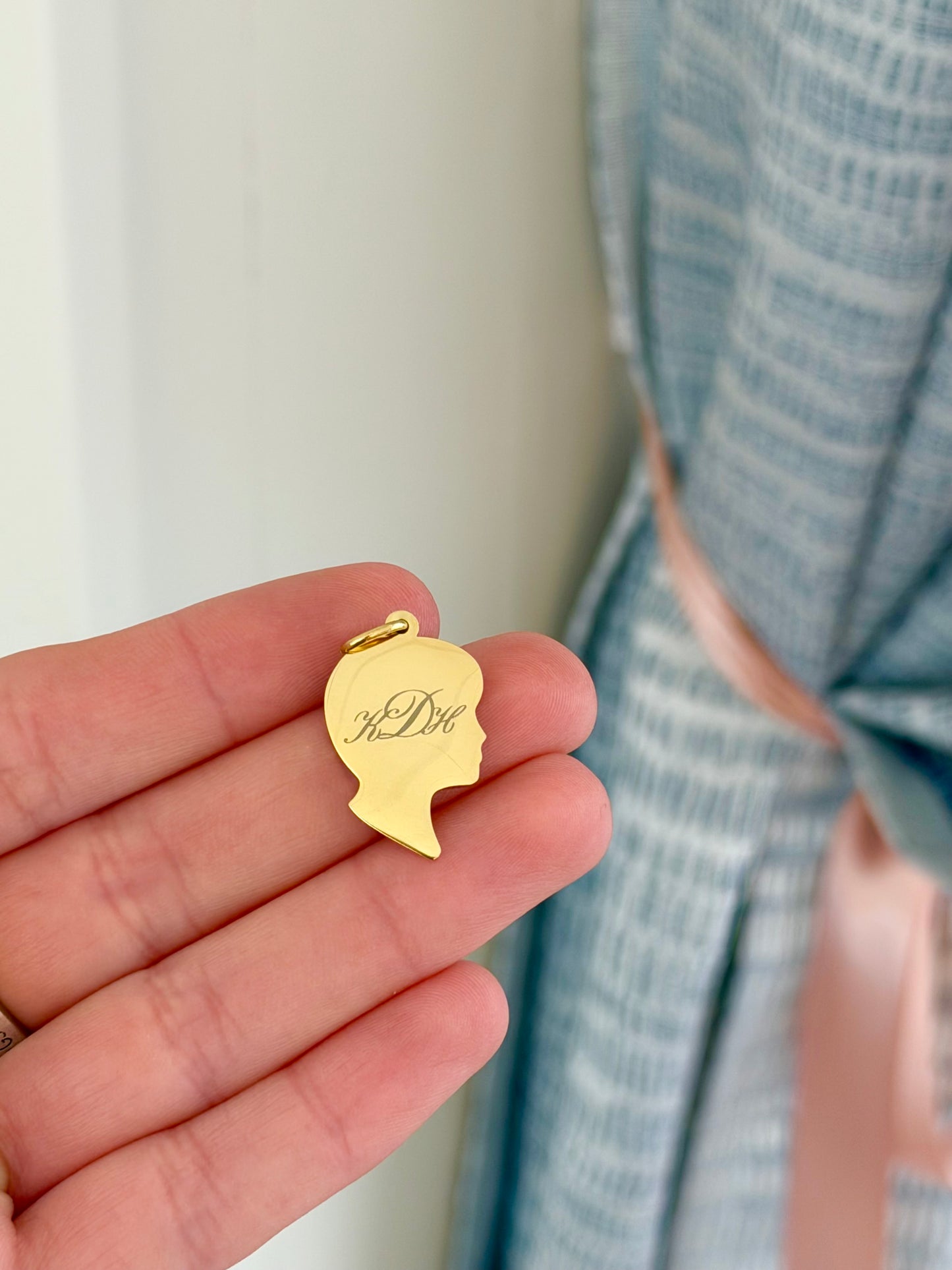 Engraving Silhouette Blank Charm